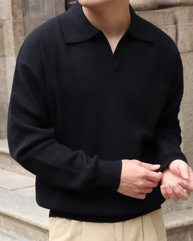 THE ORLANDO V-NECK SHIRT