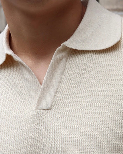 THE ORLANDO V-NECK SHIRT