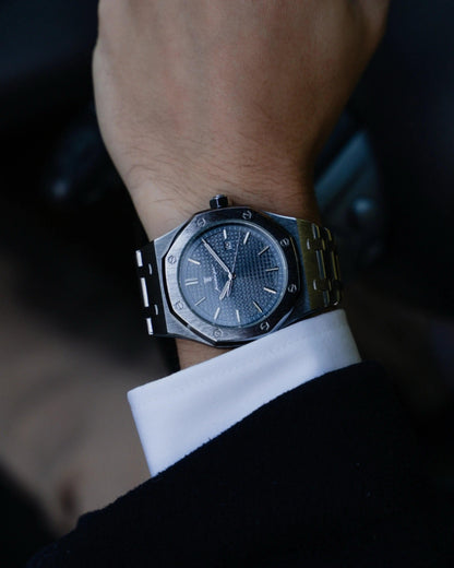 THE ADRIAN QUARTZ WATCH